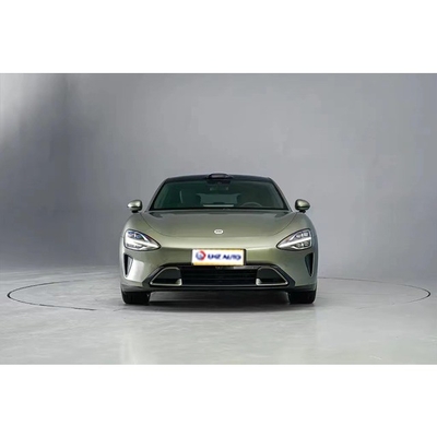 Xiaomi Su7 Energy Sports Car met een batterijcapaciteit van 73,6kWh en een laadtijd van 0,5 uur