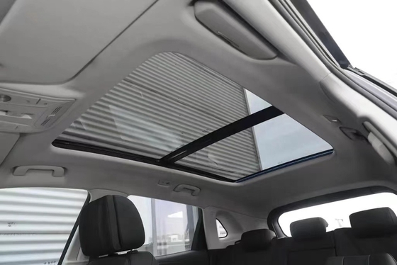 2024 HongQi HS5 Linksbestuur Vierwielaandrijving Auto met LED-koplampen en -functies