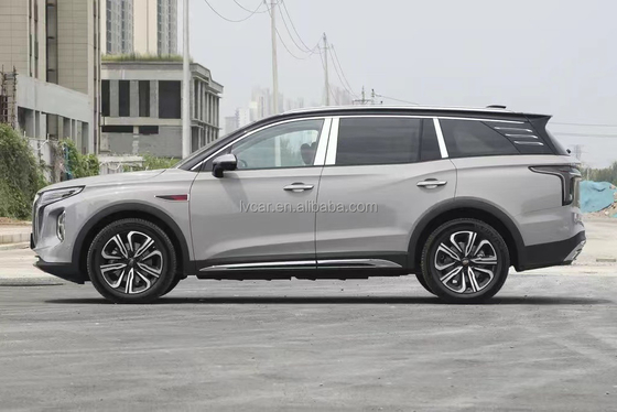 2024 HongQi HS7 Black Mid to Large-sized SUV met linkshandige aandrijving en geen dakrek