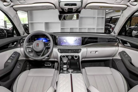 185kW Maximaal vermogen HongQi H9 Populaire Chinese auto met linkshandige aandrijving en brandstofvermogen