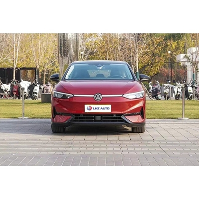 2024 Volkswagen ID7 Long Range Pure Electric Sedan met een batterijcapaciteit van 84,8 kWh Groen