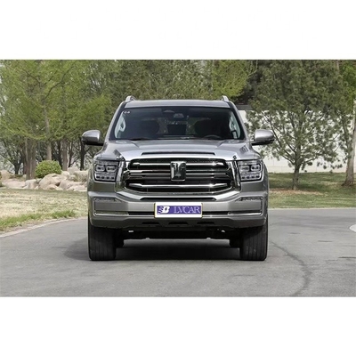 SUV Tank 500 Plug-in Hybrid Luxury Off-Road Vehicle met multifunctionele stuurwiel