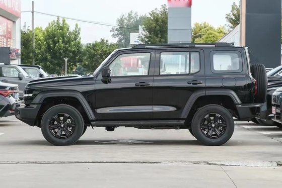 Tank 300 Offroadvoertuig met automatische airconditioning en touchscreentechnologie