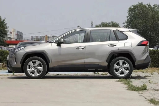2023 Toyota RAV4 SUV brandstofefficiëntie en kosteneffectiviteit voor stedelijk offroad rijden