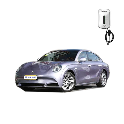 ORA Lightning Cat Mid-size elektrisch voertuig met 50 batterijcapaciteit