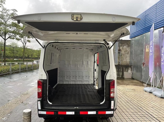 Feidi Q2V witte vrachtwagen met automatisch hefsysteem en 250 km bereik