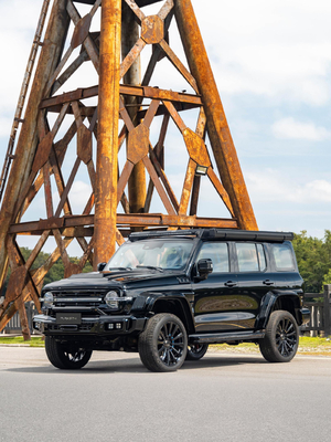 Elektrische bestuurdersstoel instelbare tank Cyper 300 R21 Off Road SUV Benzine auto voor volwassenen