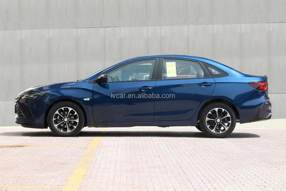 2024 Chevrolet Monza 1.5L Benzine Auto Sedan voor volwassenen legale auto's in witte colorway