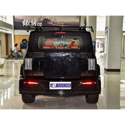 Tank 300's beste off-road voertuig met touchscreen en multifunctionele stuurwiel.
