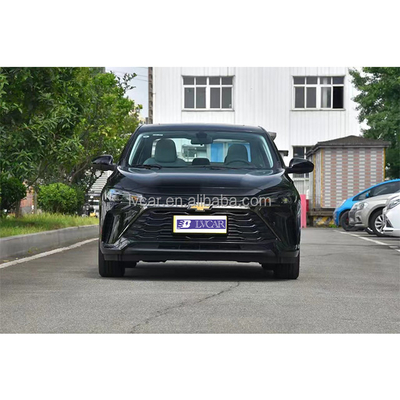 163 pk Maximum vermogen 2023 Chevrolet Monza Sedan Elektrische SUV auto voor uw volgende road trip