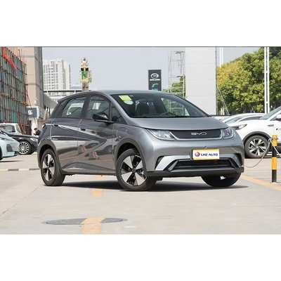 s BYD Dolphin Een micro-auto met een batterijcapaciteit van 70 kWh en 100% elektrische brandstof in 2024
