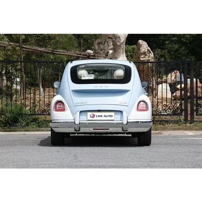 2024 ORA Ballet Cat Retro-stijl elektrisch voertuig met panoramisch dak en vijf zitplaatsen