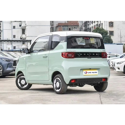 Energievoertuig Wuling Hongguang Mini EV 2 deuren 4 zitplaatsen 13,8kwh Batterijcapaciteit 2024