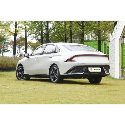 2024 Wuling Xingguang Hybrid Sedan Een stijlvolle 5-zitter met Long Range PHEV technologie