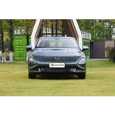 Langeafstand Lithiumbatterij Wuling Starlight Hybride Sedan A-Klasse 5 zitplaatsen Energievoertuig