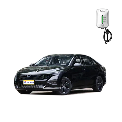 De Wuling Starlight Een 5-deurs 5-zits A-klasse sedan PHEV met een maximale snelheid van 145