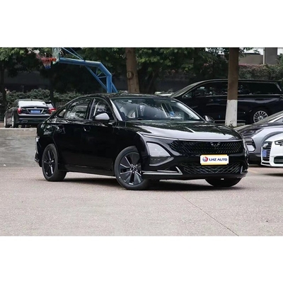 De Wuling Starlight Een 5-deurs 5-zits A-klasse sedan PHEV met een maximale snelheid van 145