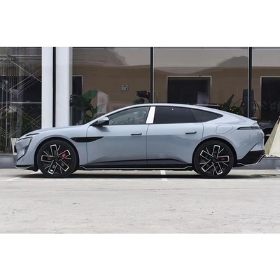 Ervaar de kracht van de 2024 Avatar 12's Top 5 Seater SUV met 3,9s versnelling.