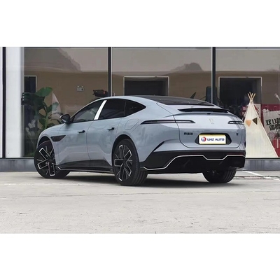 Ervaar de kracht van de 2024 Avatar 12's Top 5 Seater SUV met 3,9s versnelling.