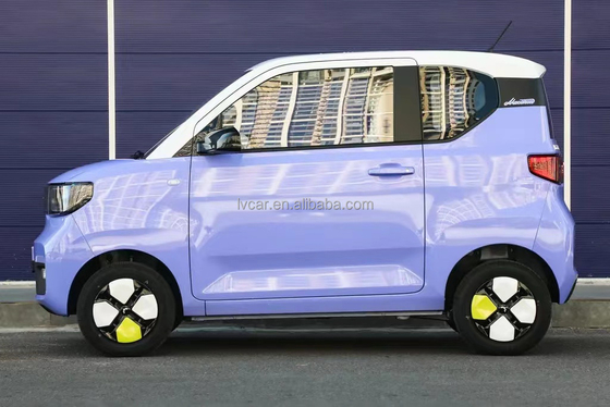 120-170Km cruising range Wuling Mini elektrische auto met 3-deurs 4-zits carrosserie structuur
