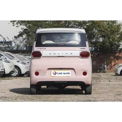 2024 Elektrische SUV Auto Baojun Yueye 303km Energievoertuigen 3 deuren 4 zitplaatsen Karosseriestructuur
