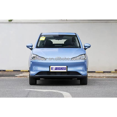 De beste kleine SUV van Nezha V met 401 km bereik en intelligente comfortfuncties