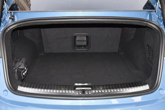 Nezha S De 2024 elektrische voertuig met Car Entertainment System en geavanceerde functies