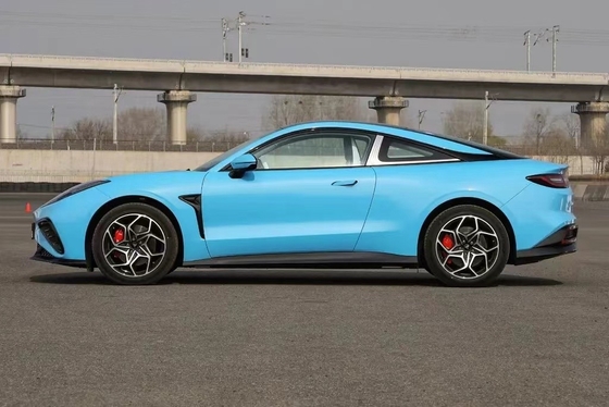 Pure Electric 2024 Nezha GT Sport Car 600 km bereik 2 deuren en 620N.m Maximaal koppel