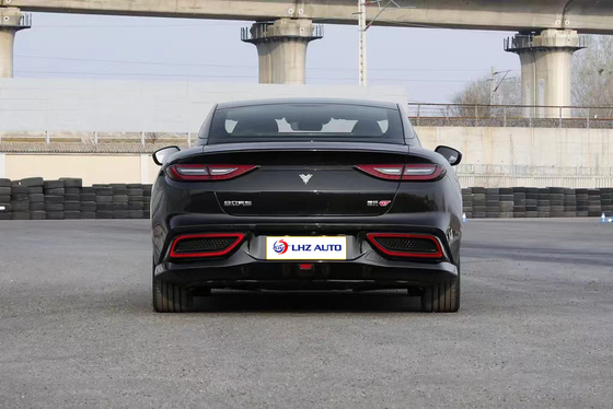 Volwassenen elektrische auto Neta GT 2024 2-deurs 4-zitter Pure Electric 620N.m Maximaal koppel