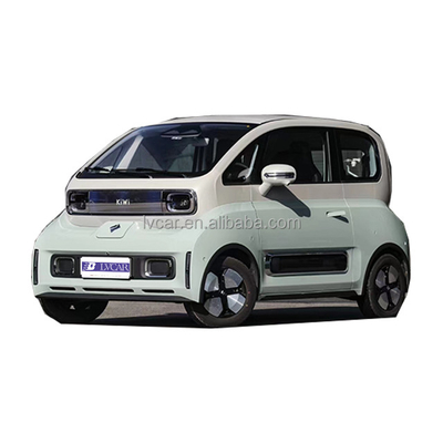 Baojun Kiwi EV Mini Elektrische Auto 4 zitplaatsen 3 deuren Karosserie Structuur 0,5 uur Laadtijd