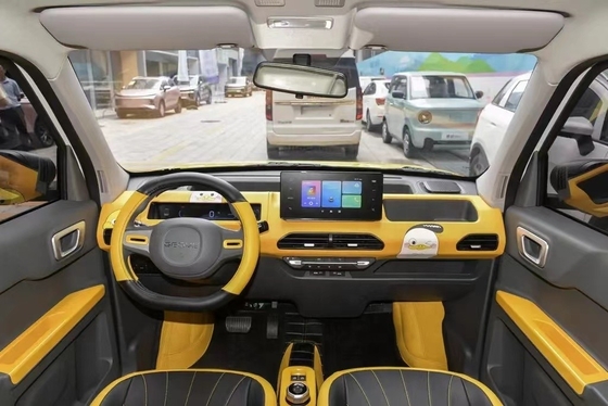 Achtercamera Geely Panda Mini Energy Vehicle met 200 km bereik en 3 cilinders