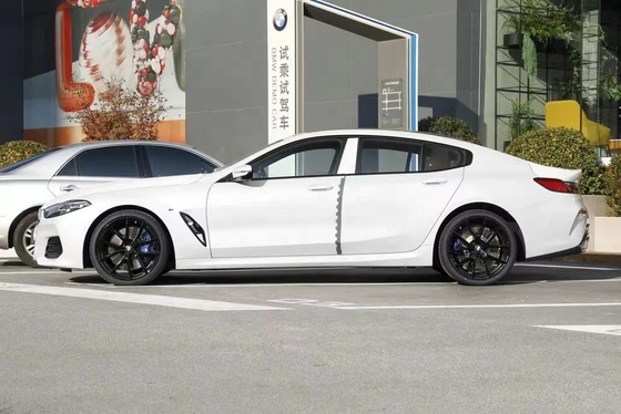 BMW 840i 2023 High Horsepower Performance Car met vier deuren en elektrisch achterraam