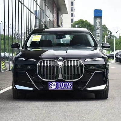BMW i7 Luxe Grote energievoertuig het populairste model met elektrische parkeerrem